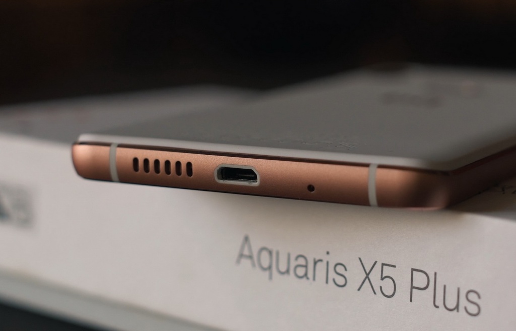 bq_aquaris_x5_plus_obzor_05.jpg